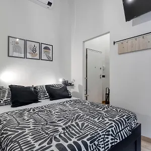 https://casa-courrier.emilia-romagnahotels.net